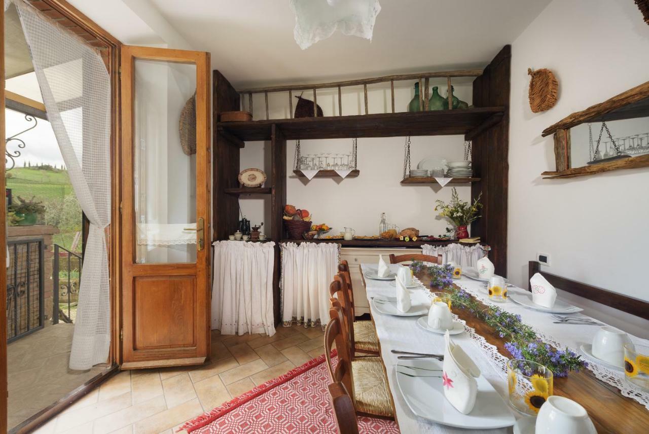 הוילה מונטיקיילו Agriturismo Campo Alla Piana מראה חיצוני תמונה