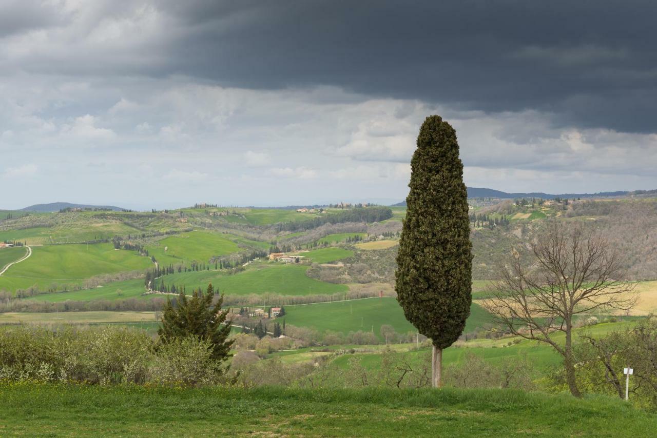 הוילה מונטיקיילו Agriturismo Campo Alla Piana מראה חיצוני תמונה
