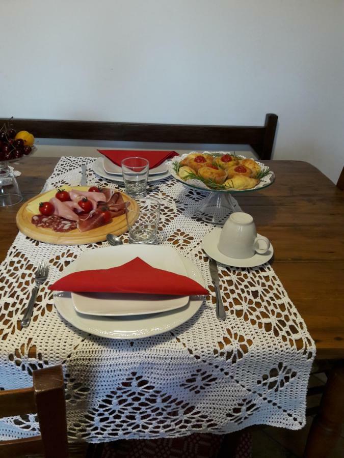 הוילה מונטיקיילו Agriturismo Campo Alla Piana מראה חיצוני תמונה